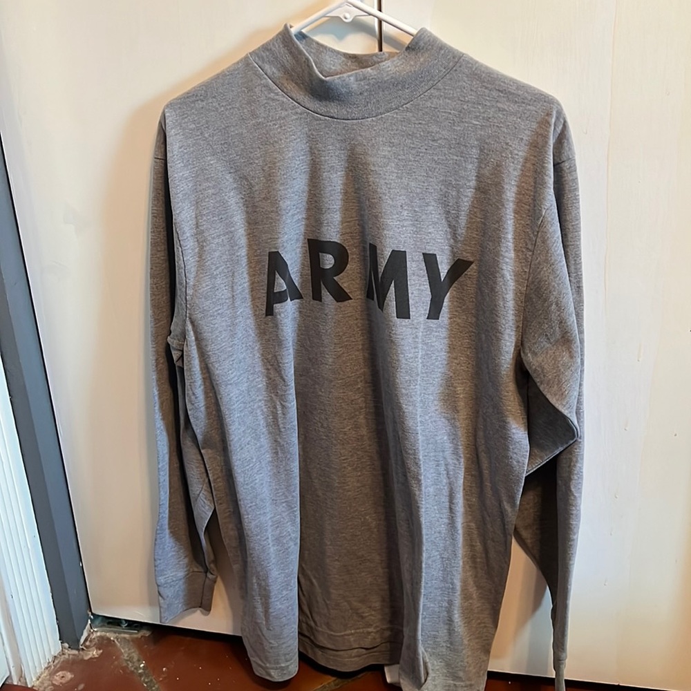 Loose-fit long sleeve army shirt